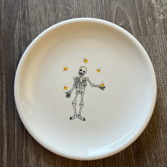RAE DUNN Halloween Appetizer Plate Skeleton Candy Corn Juggle 2018 - Picture 1 of 5